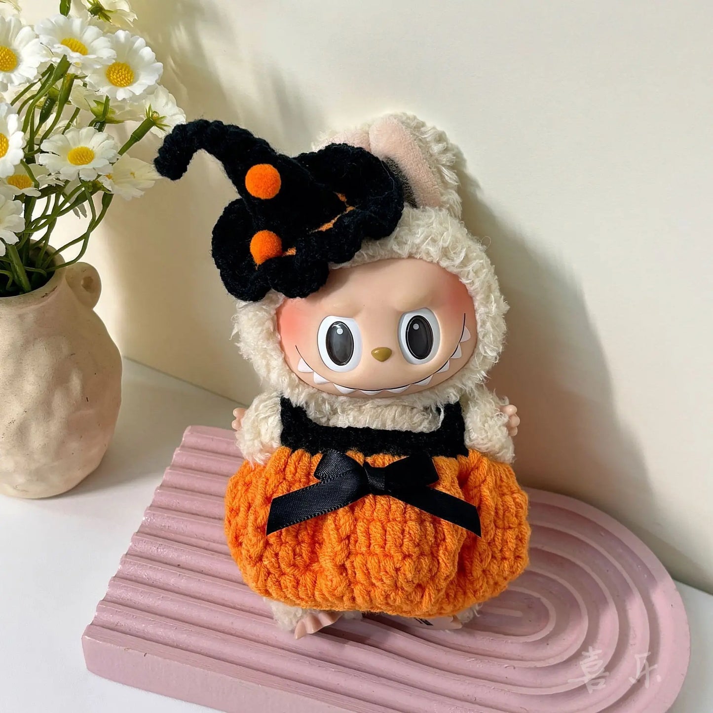 Whimsical Pumpkin Outfits for Labubu Dolls™