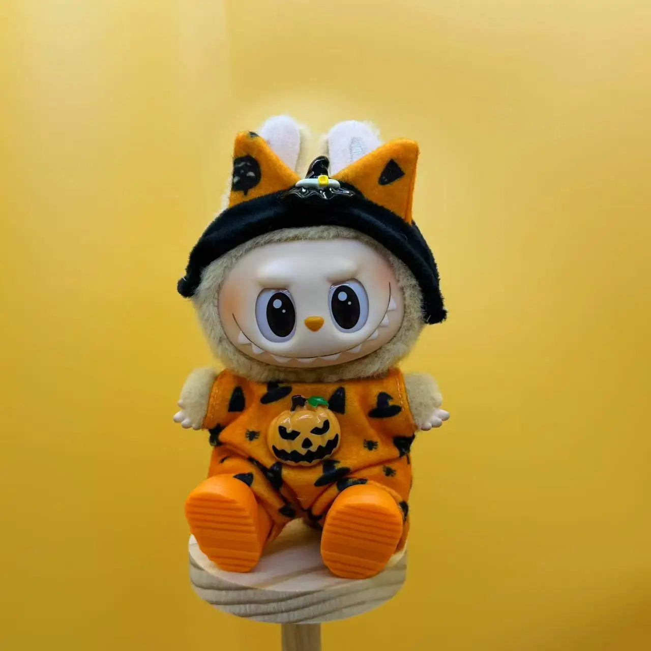 Whimsical Pumpkin Outfits for Labubu Dolls™